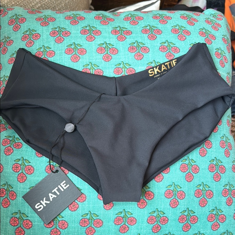 Skatie Shayla Mandi bottom S